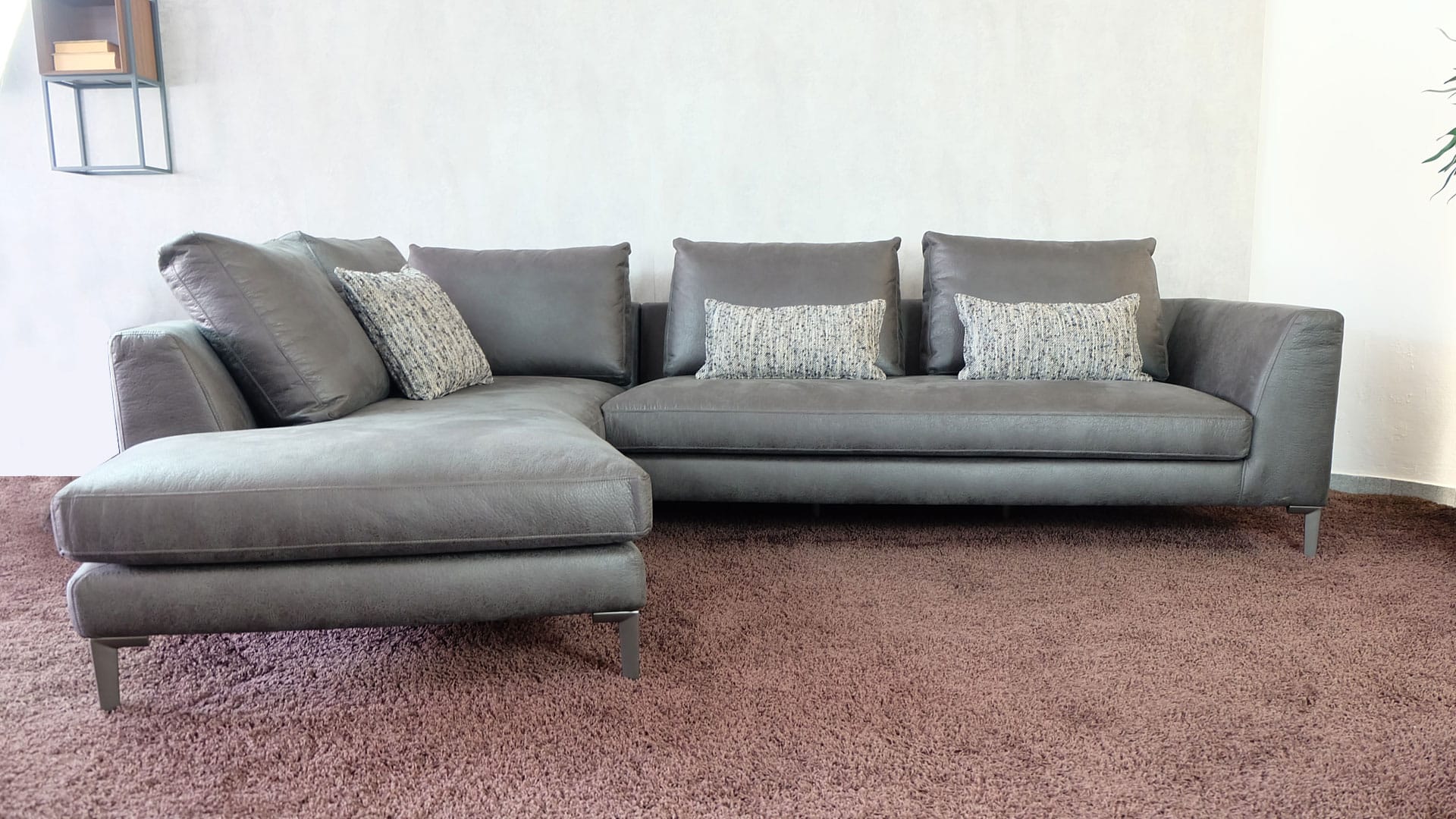 divano-con-angolo-fuori-squadra-loft-1